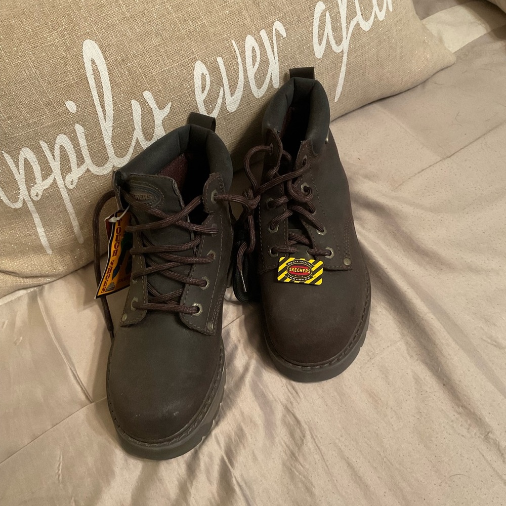 Ladies boots